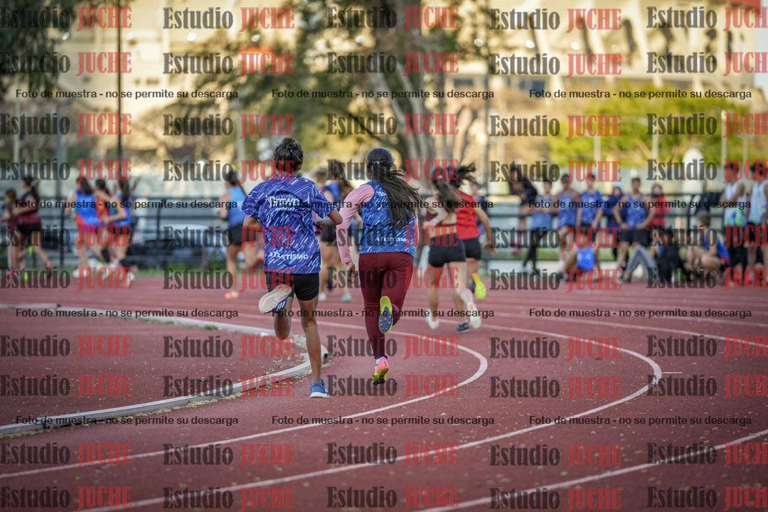 Fotos de las Postas 5x80 m de mujeres