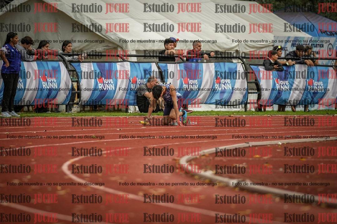 Fotos de las postas 4x400 m llanos de varones