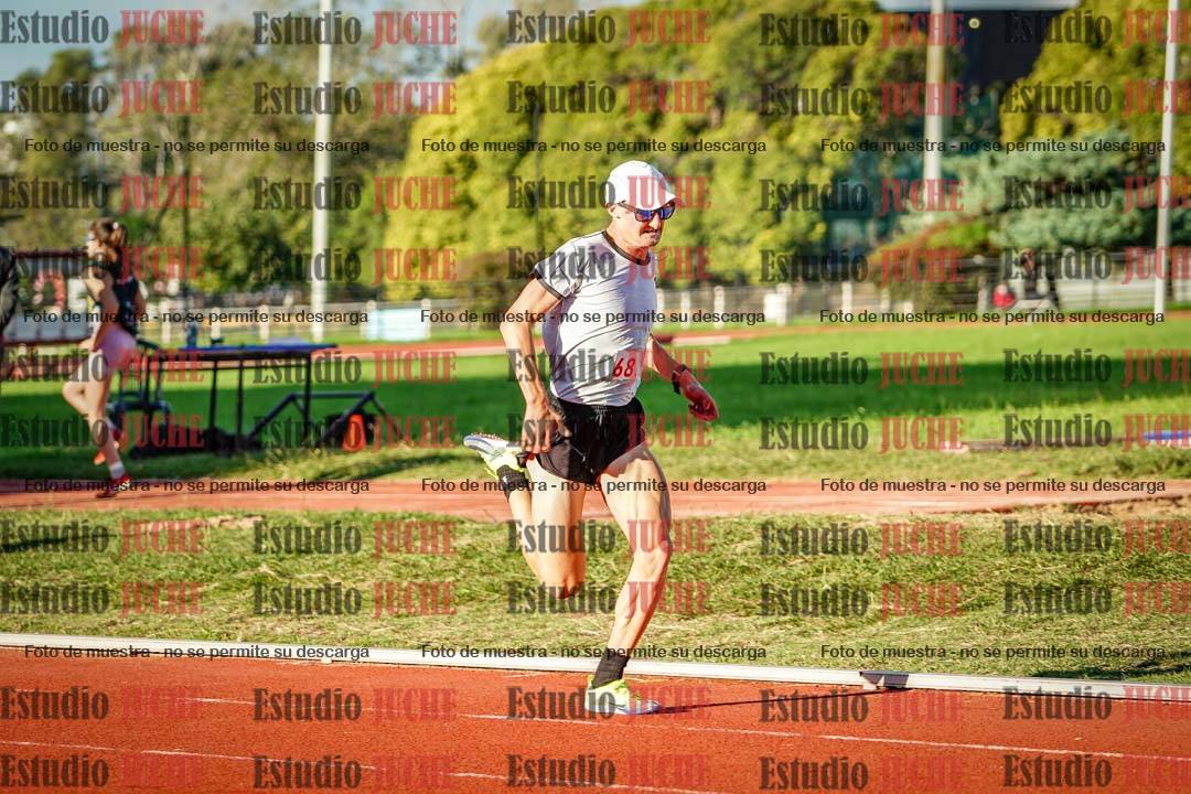 Fotos de los 1500 m llanos de varones