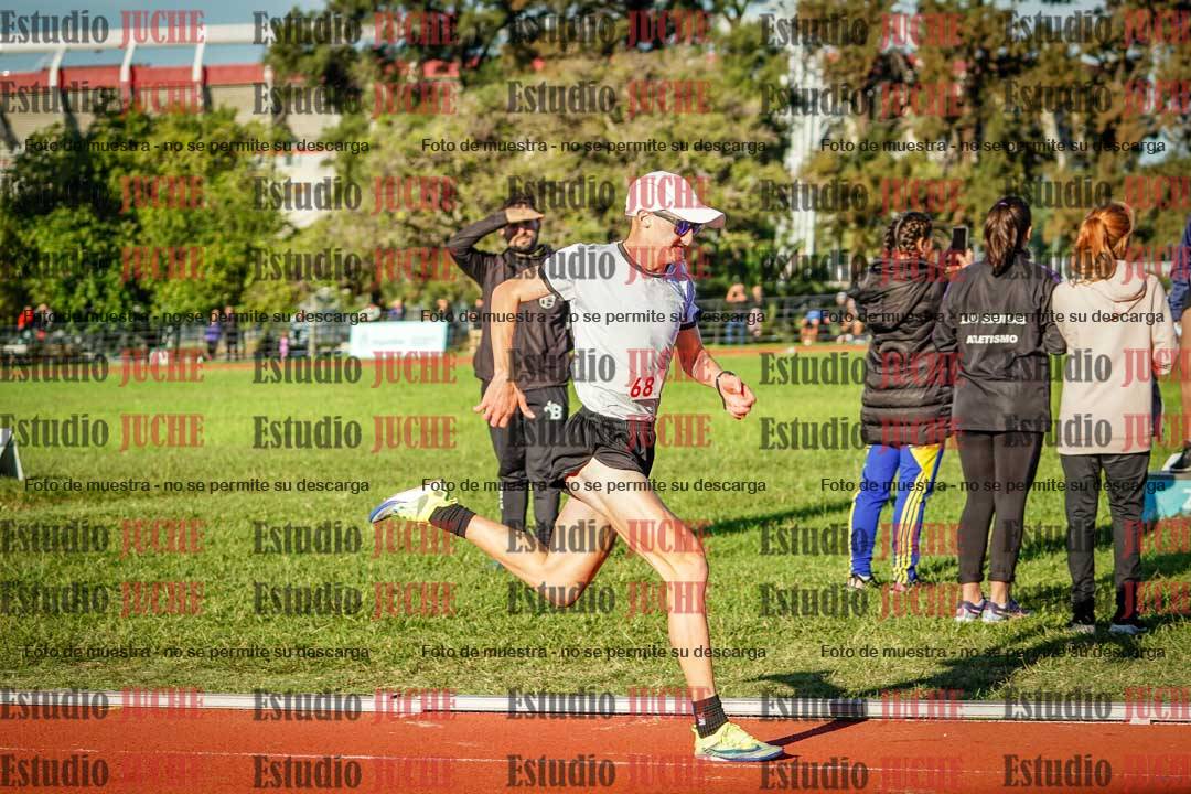 Fotos de los 1500 m llanos de varones