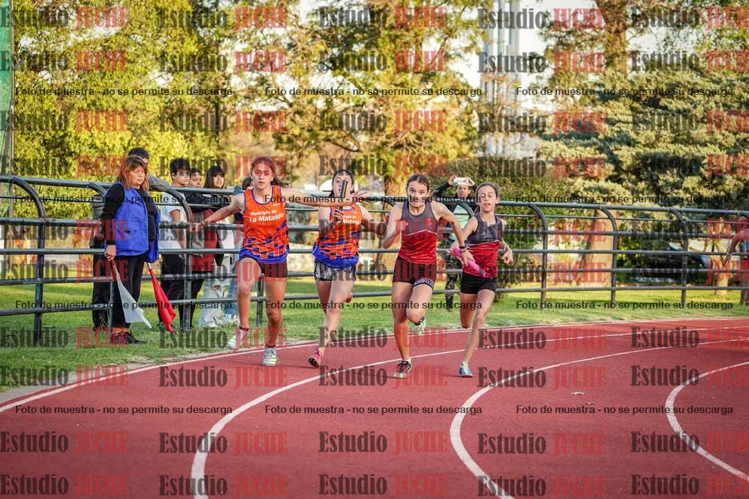 Fotos de las Postas 5x80 m de mujeres
