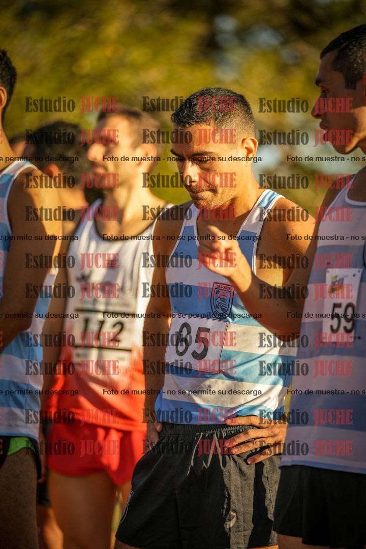 Fotos de los 3000 m llanos de varones