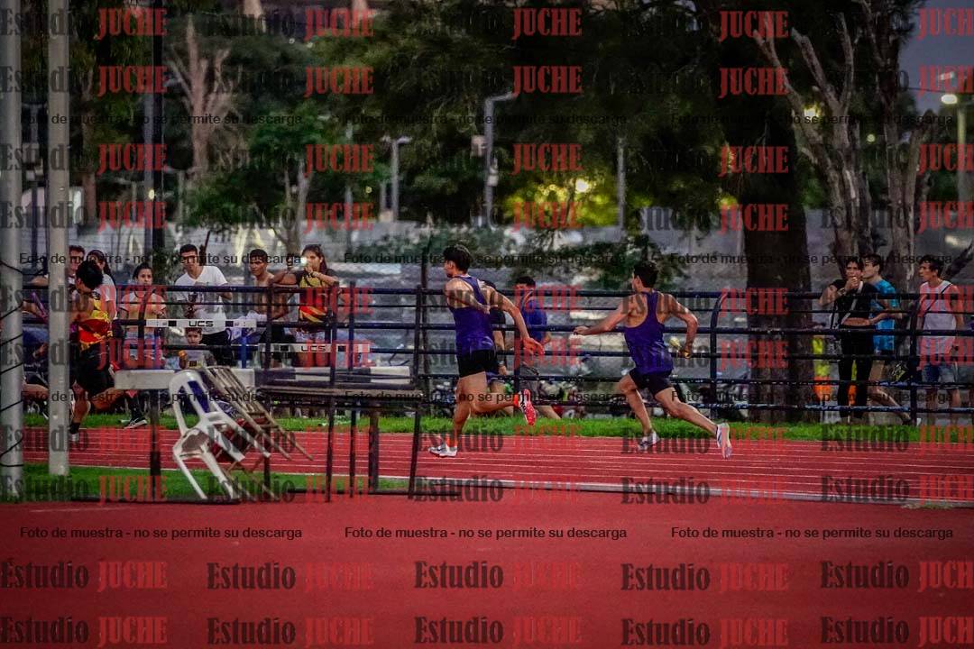 Fotos de las postas 4x100 m de varones
