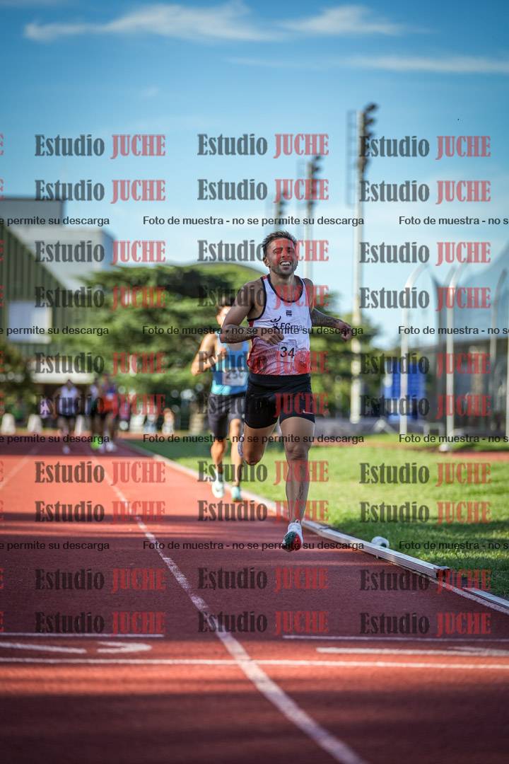 Fotos de los 1500 m llanos de varones