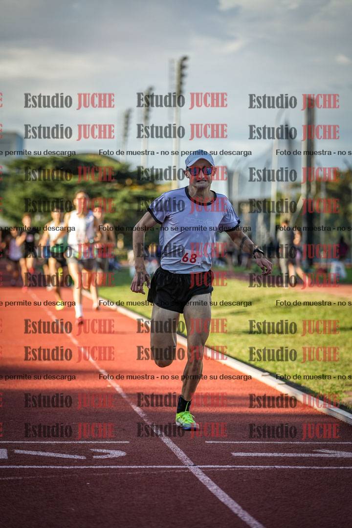Fotos de los 1500 m llanos de varones
