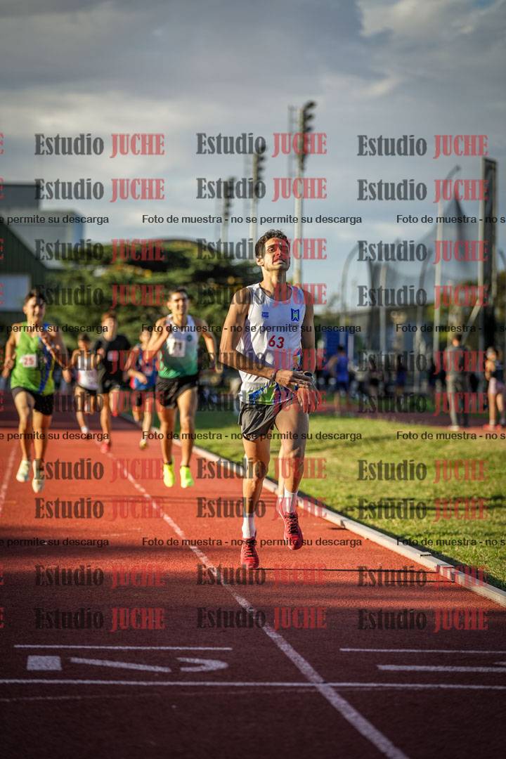 Fotos de los 1500 m llanos de varones