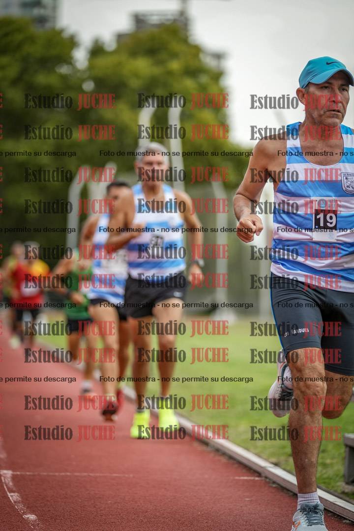 Fotos de los 3000 m llanos de varones