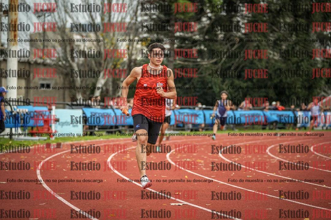 Fotos de las postas 4x400 m llanos de varones
