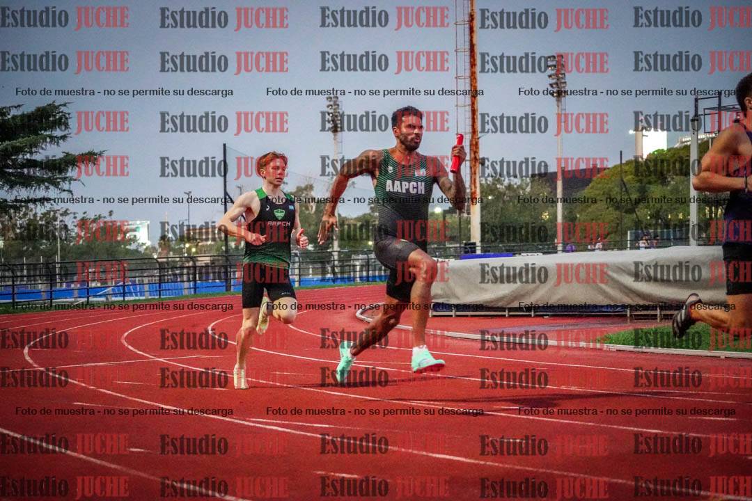 Fotos de las postas 4x100 m de varones