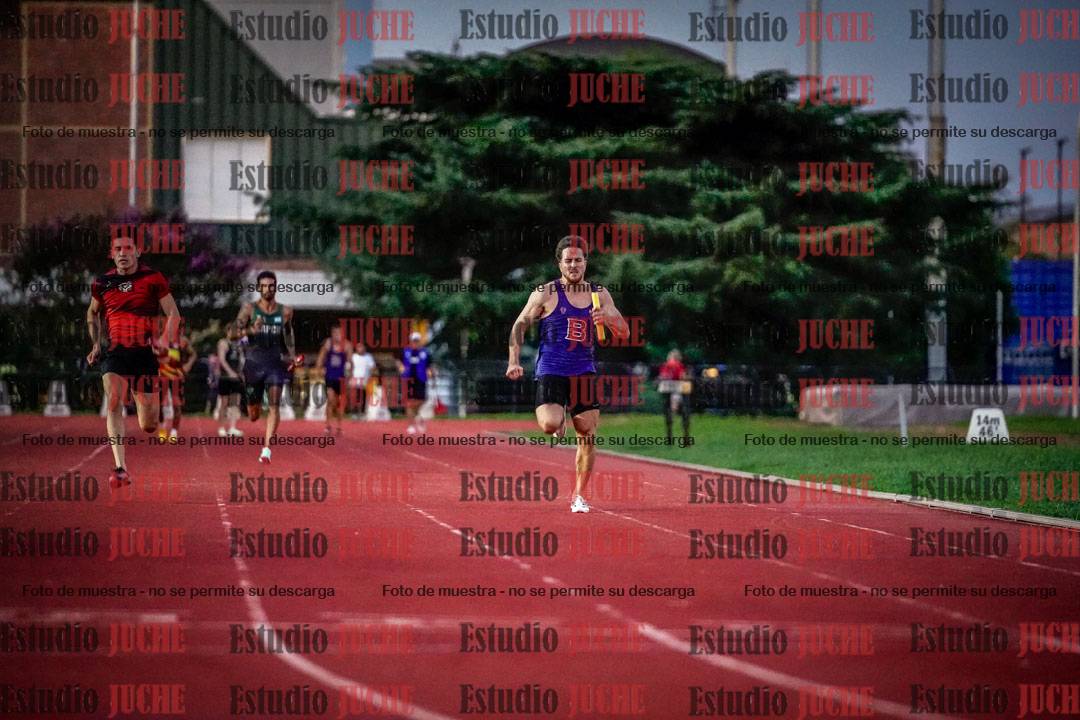 Fotos de las postas 4x100 m de varones
