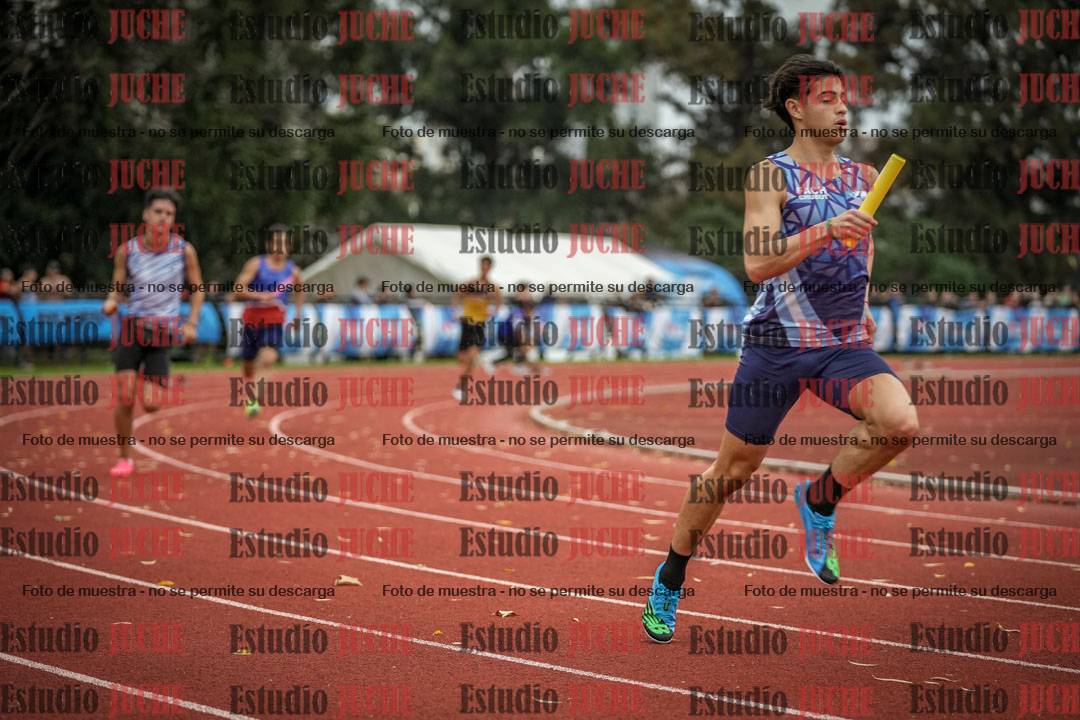 Fotos de las postas 4x400 m llanos de varones