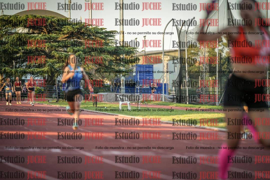 Fotos de las Postas 5x80 m de mujeres