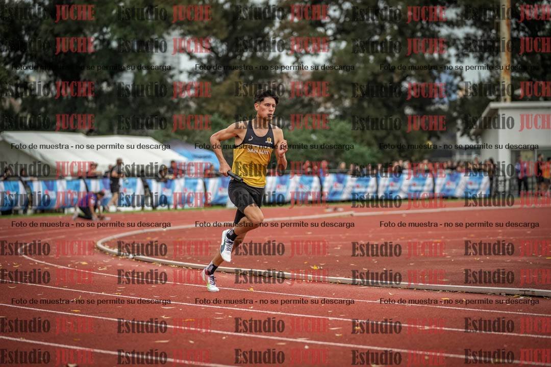 Fotos de las postas 4x400 m llanos de varones