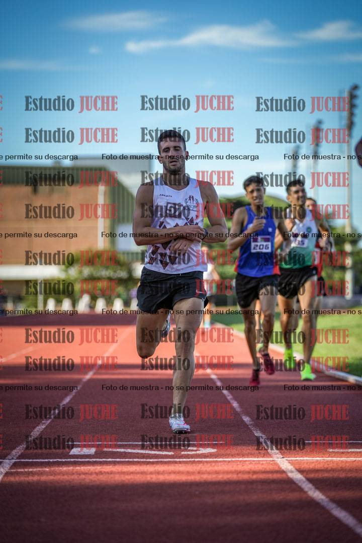 Fotos de los 1500 m llanos de varones