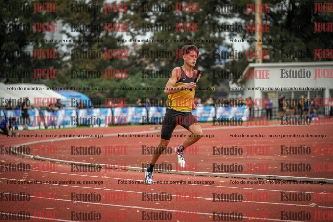 Fotos de las postas 4x400 m llanos de varones