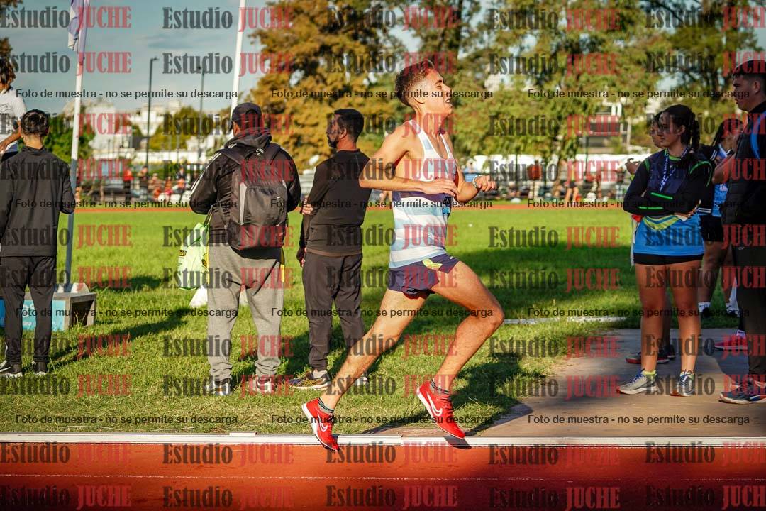 Fotos de los 1500 m llanos de varones