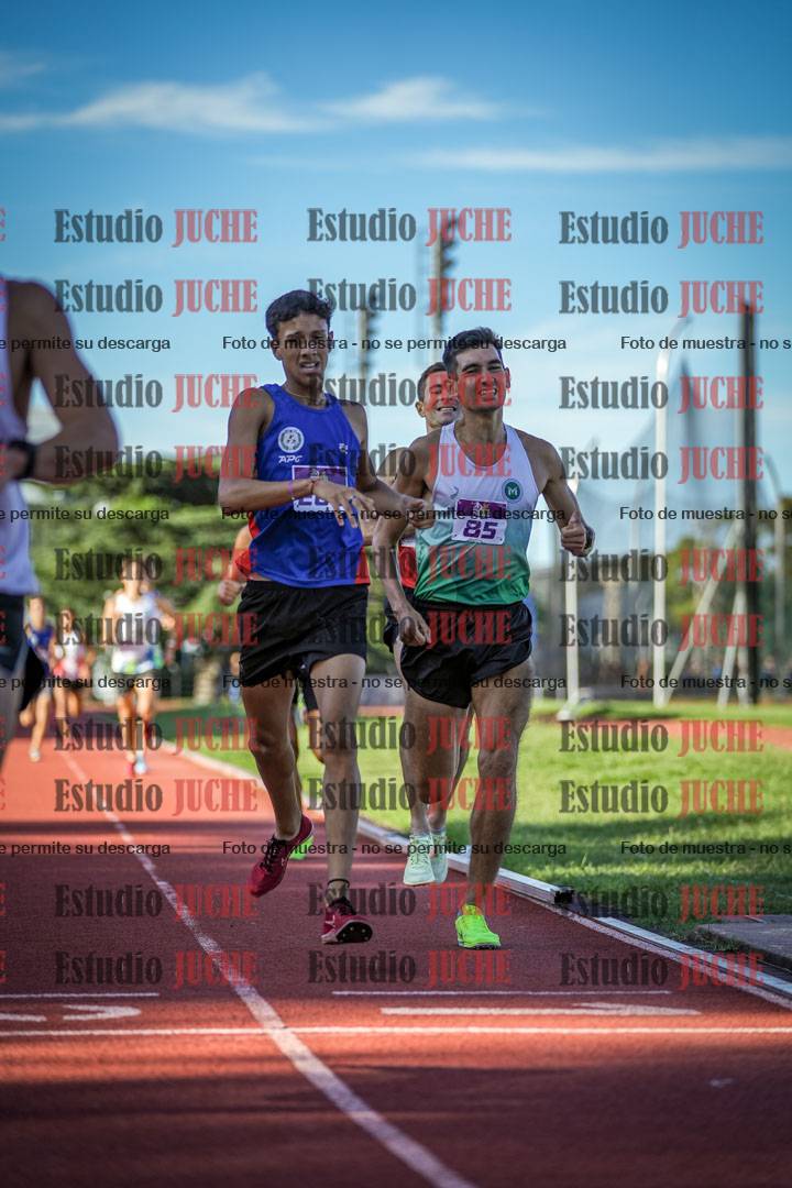 Fotos de los 1500 m llanos de varones