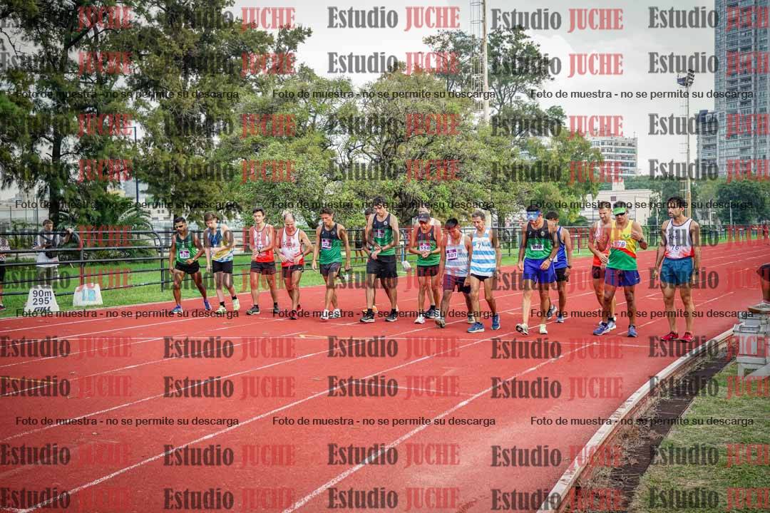 Fotos de los 3000 m llanos de varones