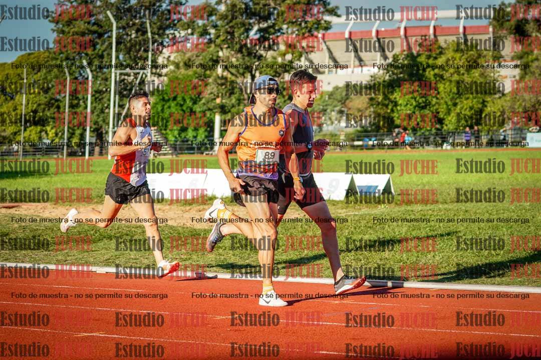 Fotos de los 1500 m llanos de varones