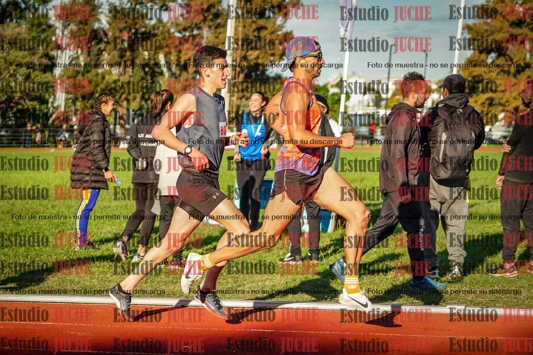 Fotos de los 1500 m llanos de varones