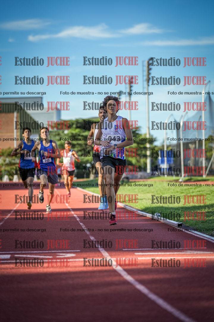 Fotos de los 1500 m llanos de varones
