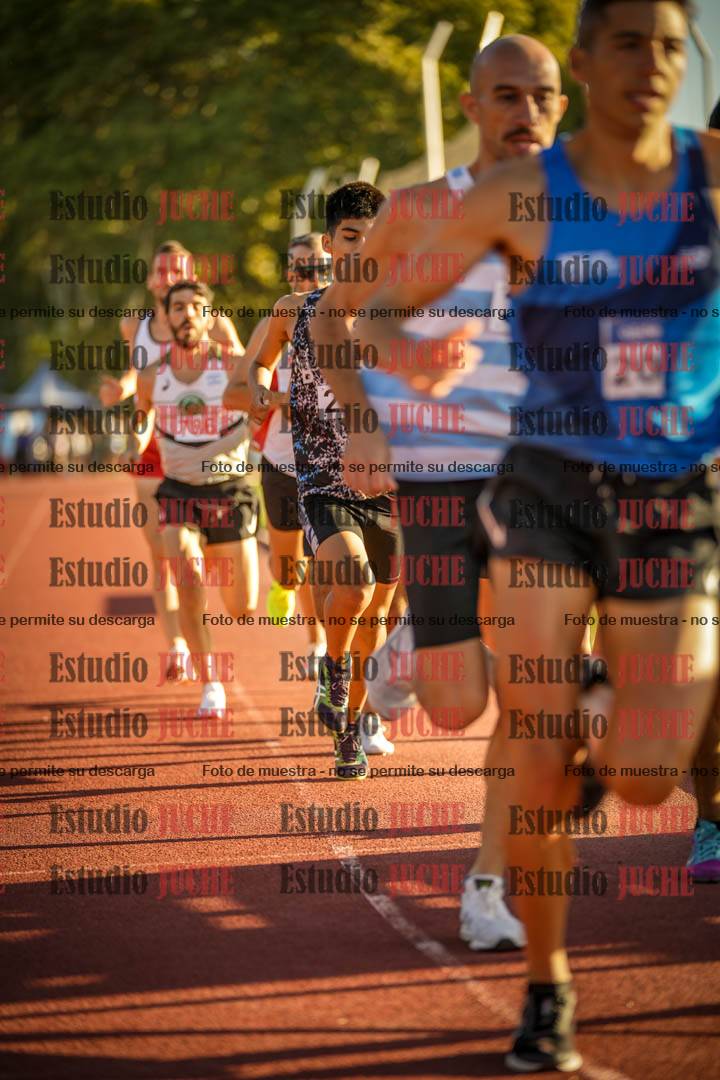 Fotos de los 3000 m llanos de varones