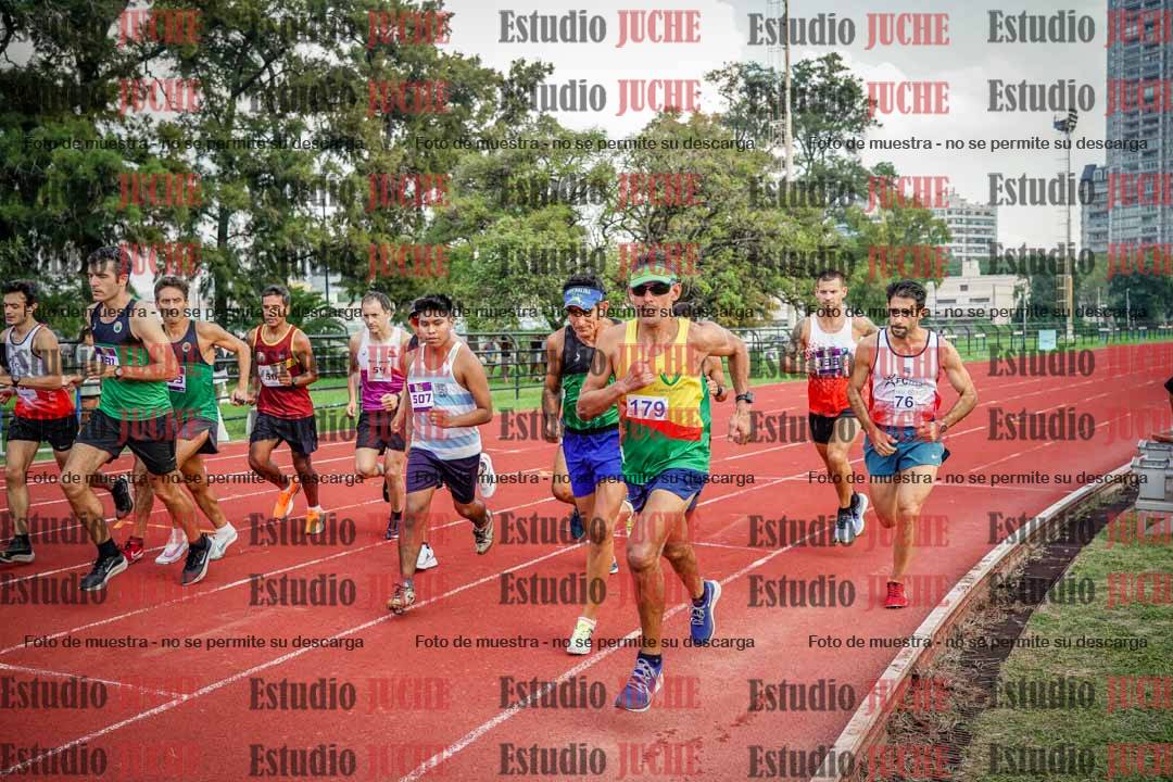 Fotos de los 3000 m llanos de varones