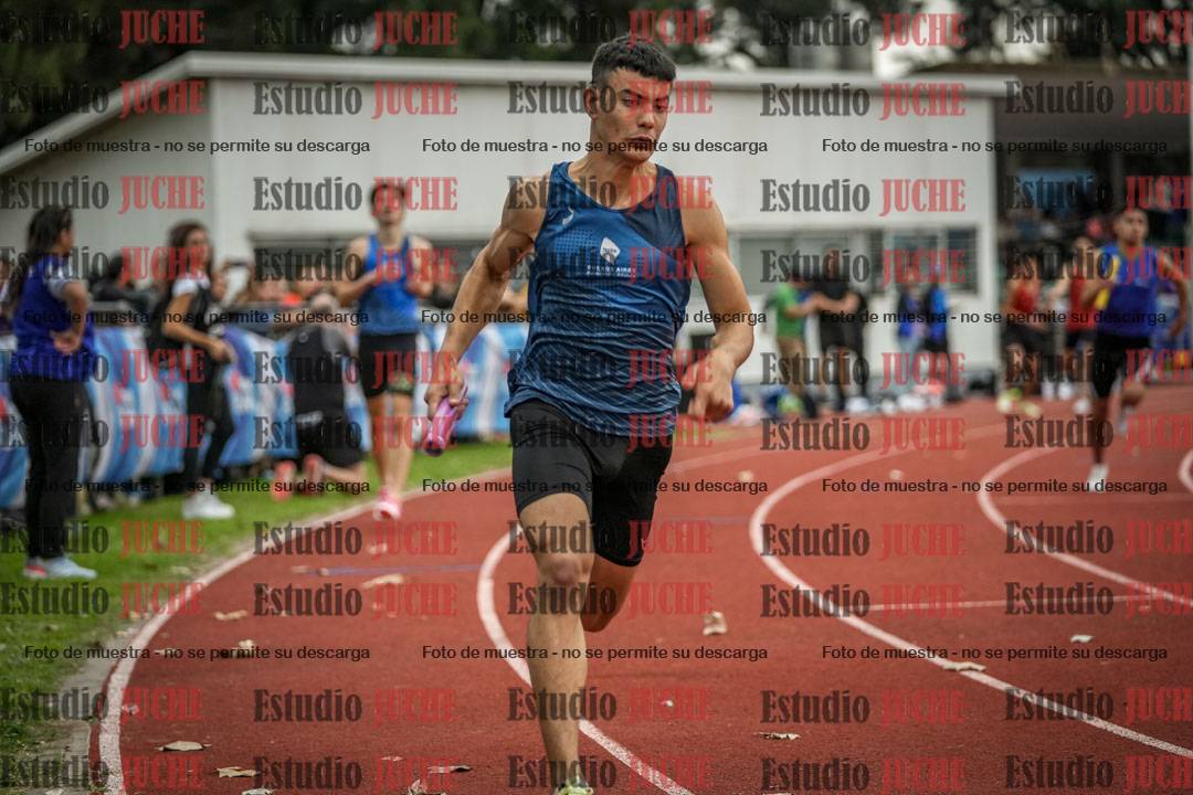 Fotos de las postas 4x400 m llanos de varones