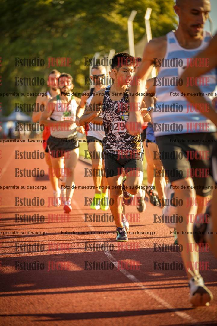Fotos de los 3000 m llanos de varones