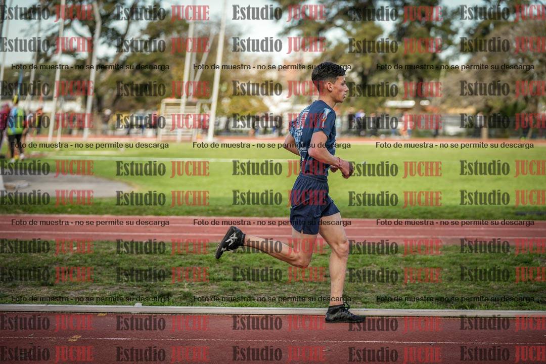 Fotos de los 3000 m llanos de varones