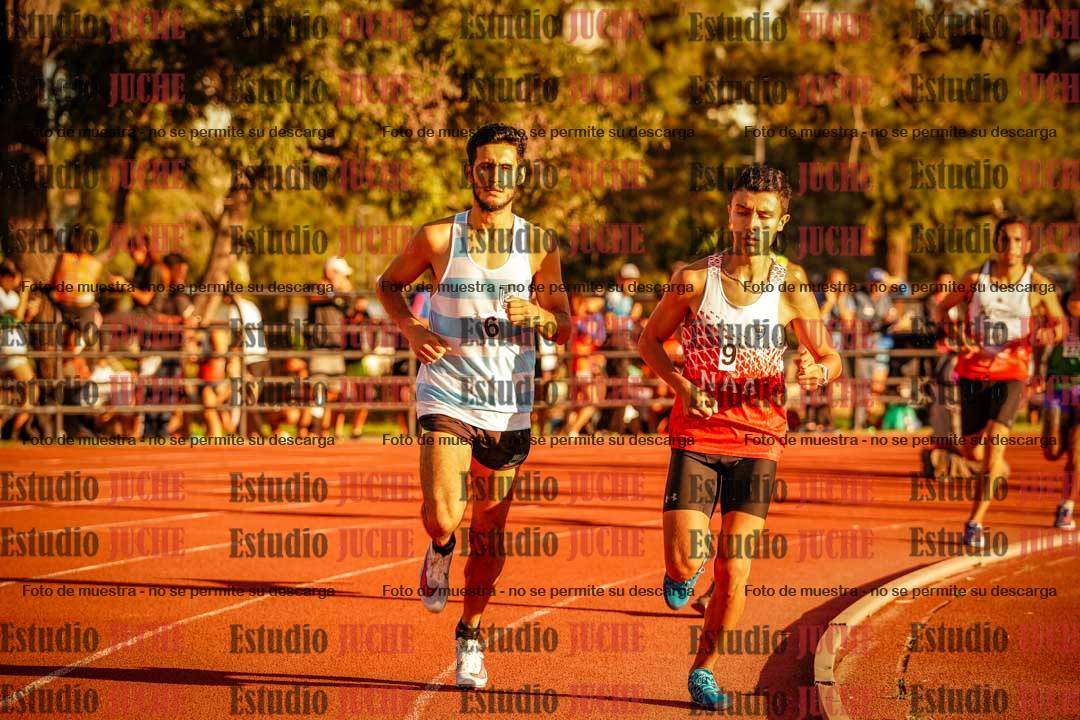 Fotos de los 3000 m llanos de varones