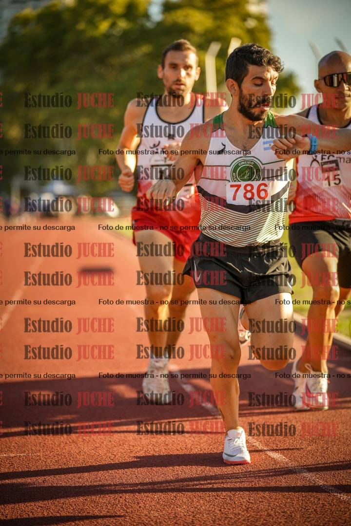Fotos de los 3000 m llanos de varones