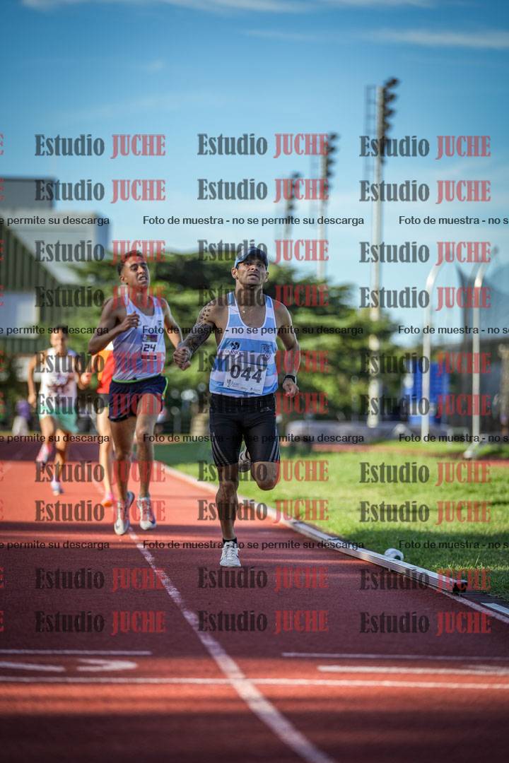 Fotos de los 1500 m llanos de varones