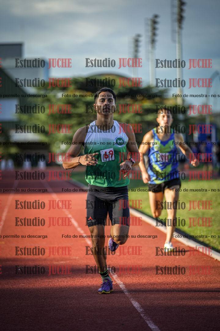 Fotos de los 1500 m llanos de varones