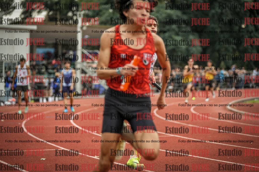 Fotos de las postas 4x400 m llanos de varones