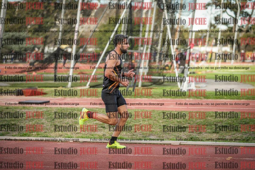 Fotos de los 3000 m llanos de varones