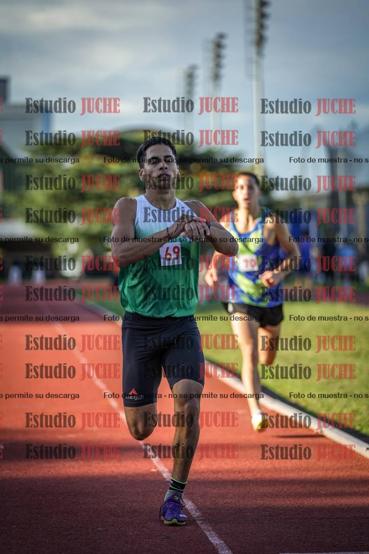 Fotos de los 1500 m llanos de varones