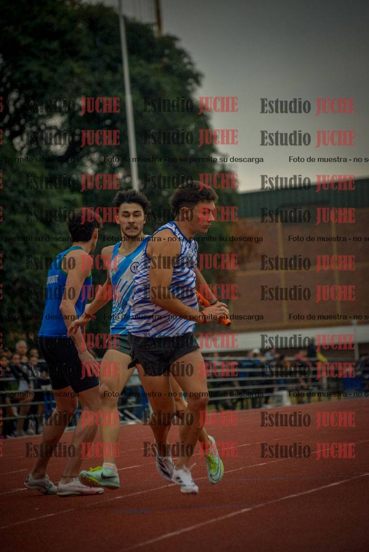 Fotos de las postas 4x400 m llanos de varones