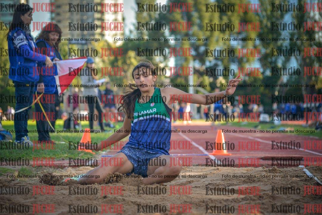 Fotos del salto en largo - mujeres U16