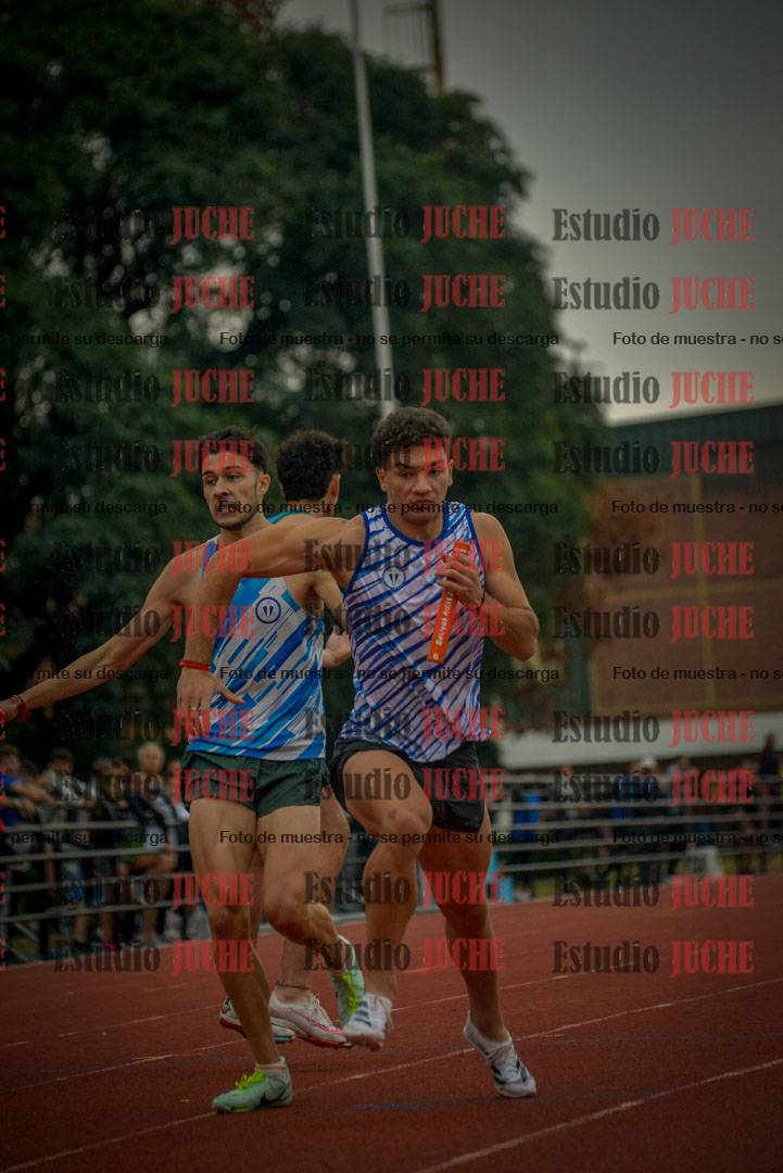 Fotos de las postas 4x400 m llanos de varones