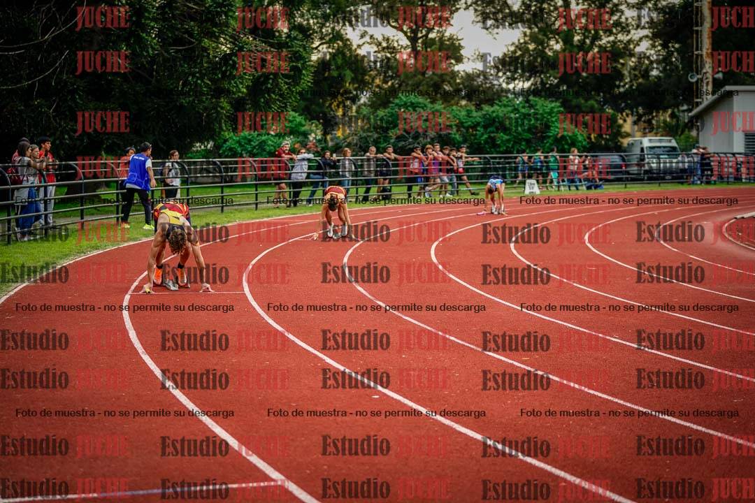 Fotos de los relevos 8x300 m mixtos