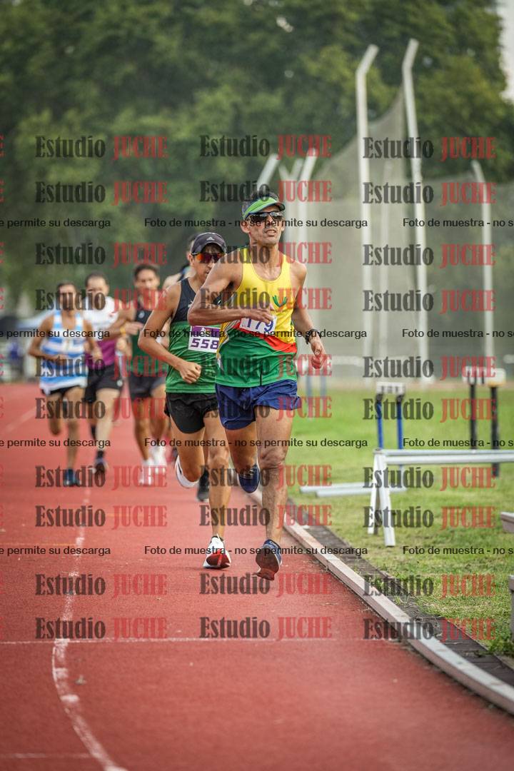 Fotos de los 3000 m llanos de varones