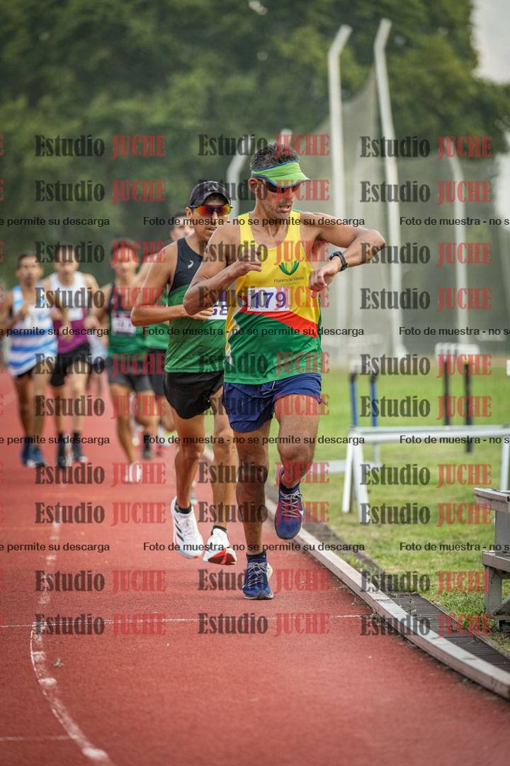 Fotos de los 3000 m llanos de varones
