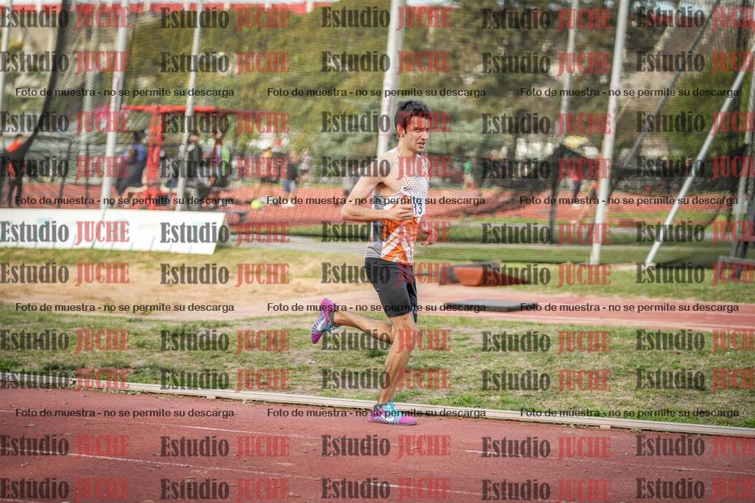 Fotos de los 3000 m llanos de varones