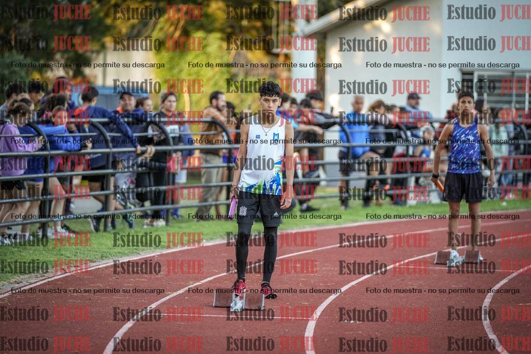 Fotos de las Postas 5x80 m de varones