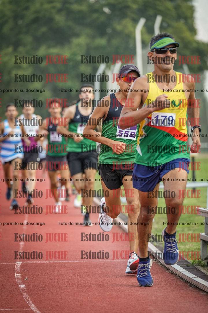 Fotos de los 3000 m llanos de varones