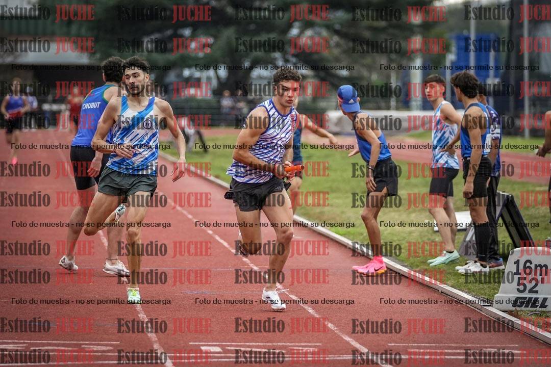 Fotos de las postas 4x400 m llanos de varones