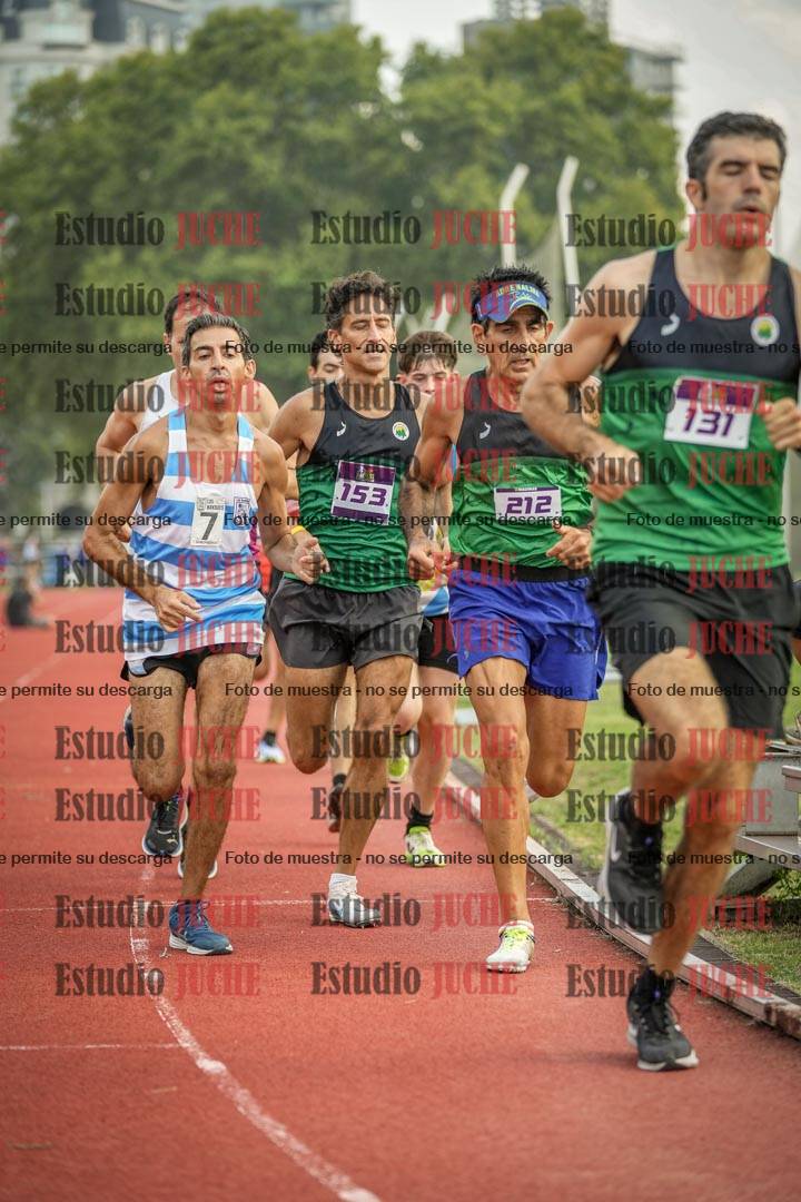 Fotos de los 3000 m llanos de varones