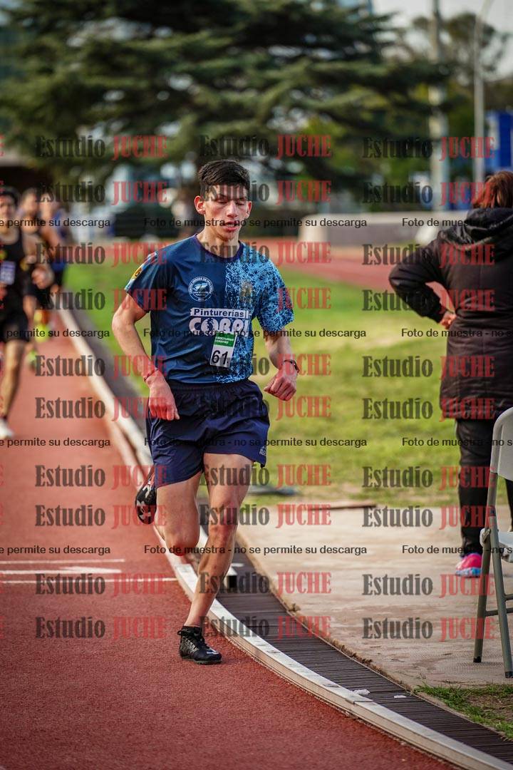 Fotos de los 3000 m llanos de varones
