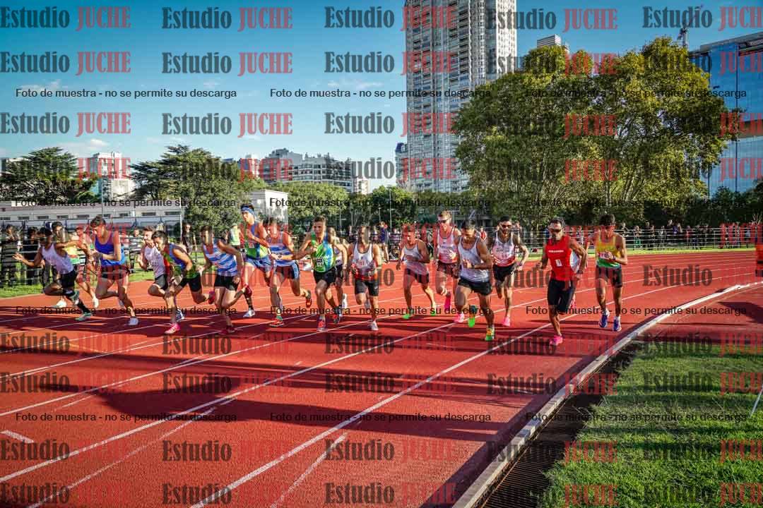 Fotos de los 1500 m llanos de varones